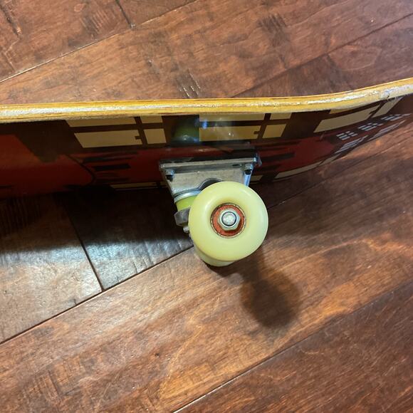 Skateboard Kicker - Picture 3 of 4